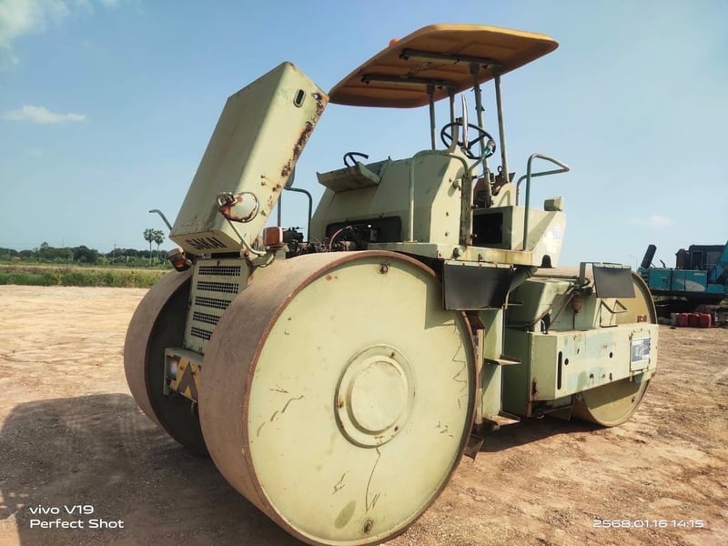 SAKAI R2 รถบทสามล้อเหล็ก 