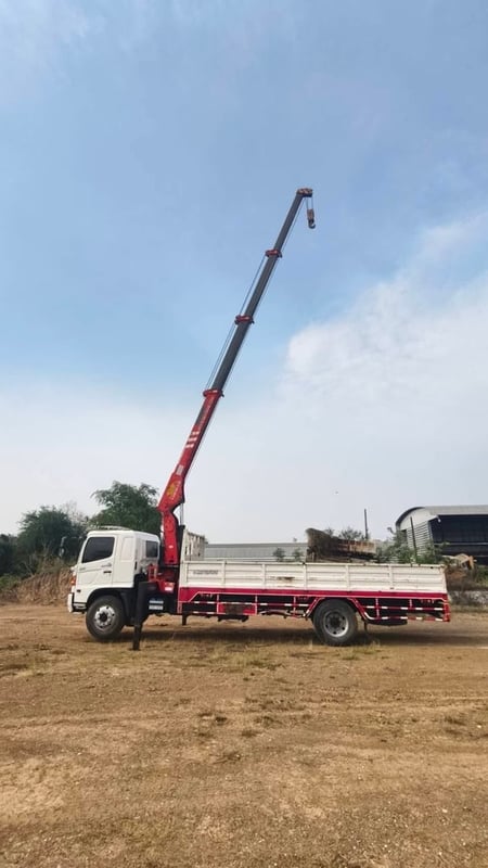 HINO FG8J 212 ติดเครน 5 ตัน  ปี 2558