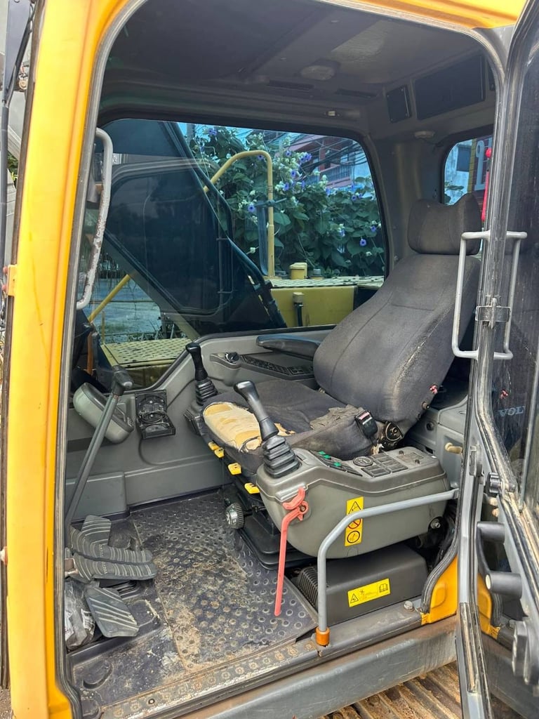 volvo Ec210B prime เล่มทะเบียน