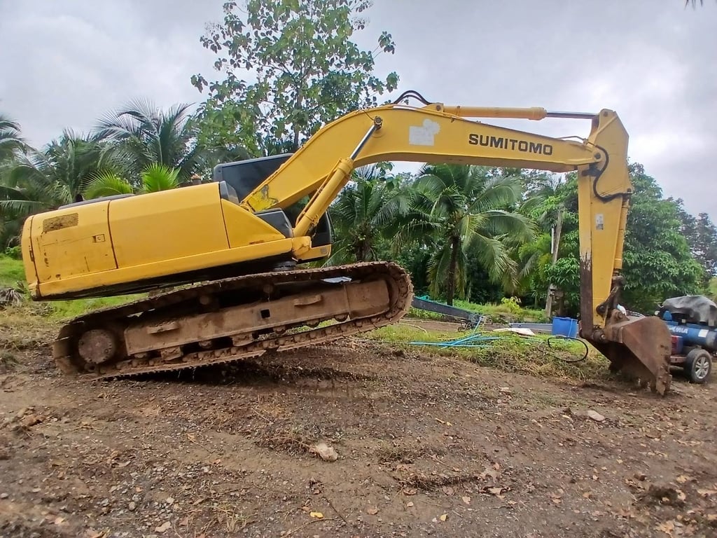 Sumitomo Sh210-5  พร้อมใช้อิฐ