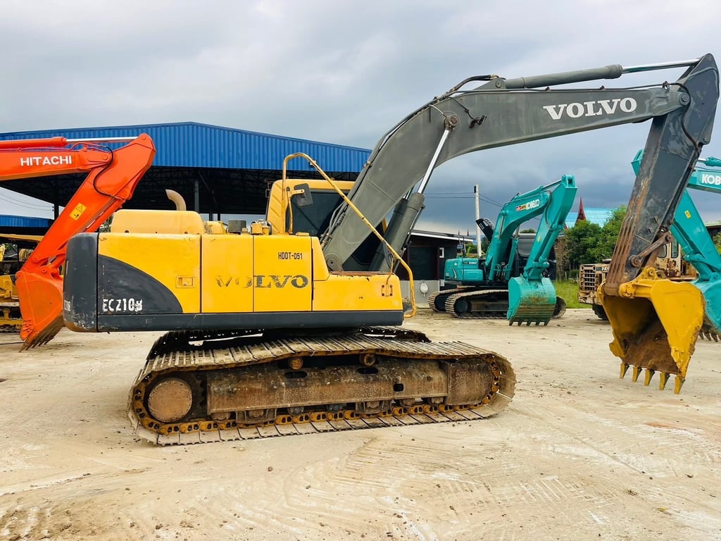 วอลโวEC210Bฟราม ไฟฟ้าครบเครื่องปั๊มแห้ง