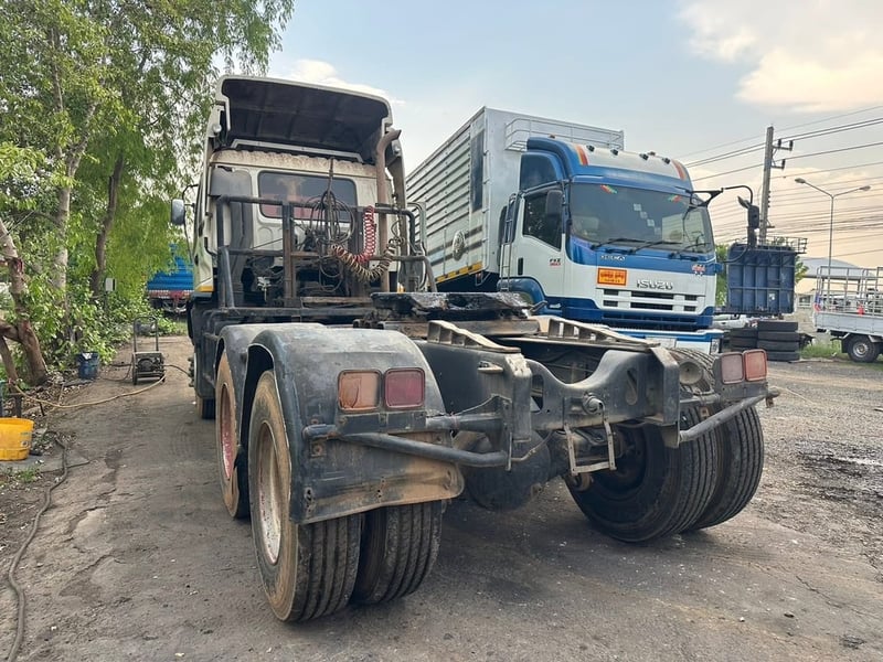 หัวลาก ISUZU 270 ยูโร1 ( เครื่องส้ม ) หัวลาก ISUZU 270 ยูโร1 ( เครื่องส้ม )