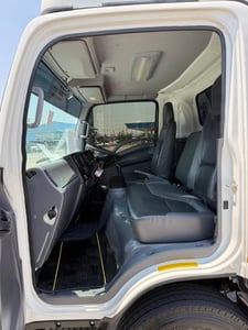 ISUZU NQR 175 กะบะเหล็กพร้อม คอกเกษตร