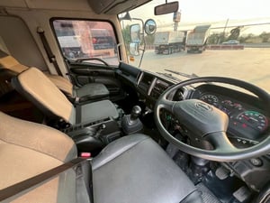 HINO FM8J 260 บรรทุกน้ำ ใส่แท็งก์ใหม่ HINO FM8J 260 บรรทุกน้ำ ใส่แท็งก์ใหม่