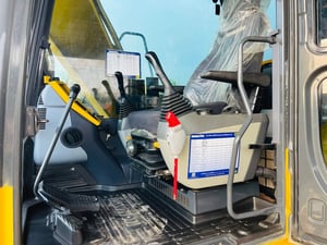 ไมล์ ช.ม 3,600❗️PC130-8MO มือเดียวป้ายแดง