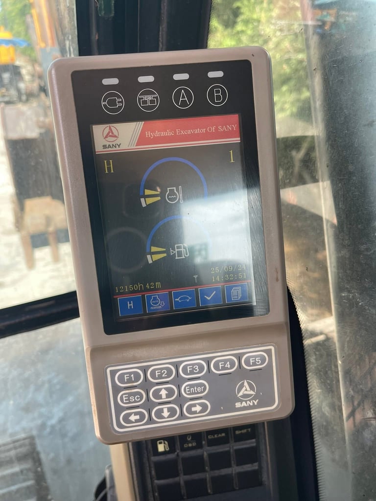 SY215C ไฟฟ้าครบ ระบบดีมาก เครื่องดี ปั้มแห้ง SY215C ไฟฟ้าครบ ระบบดีมาก เครื่องดี ปั้มแห้ง