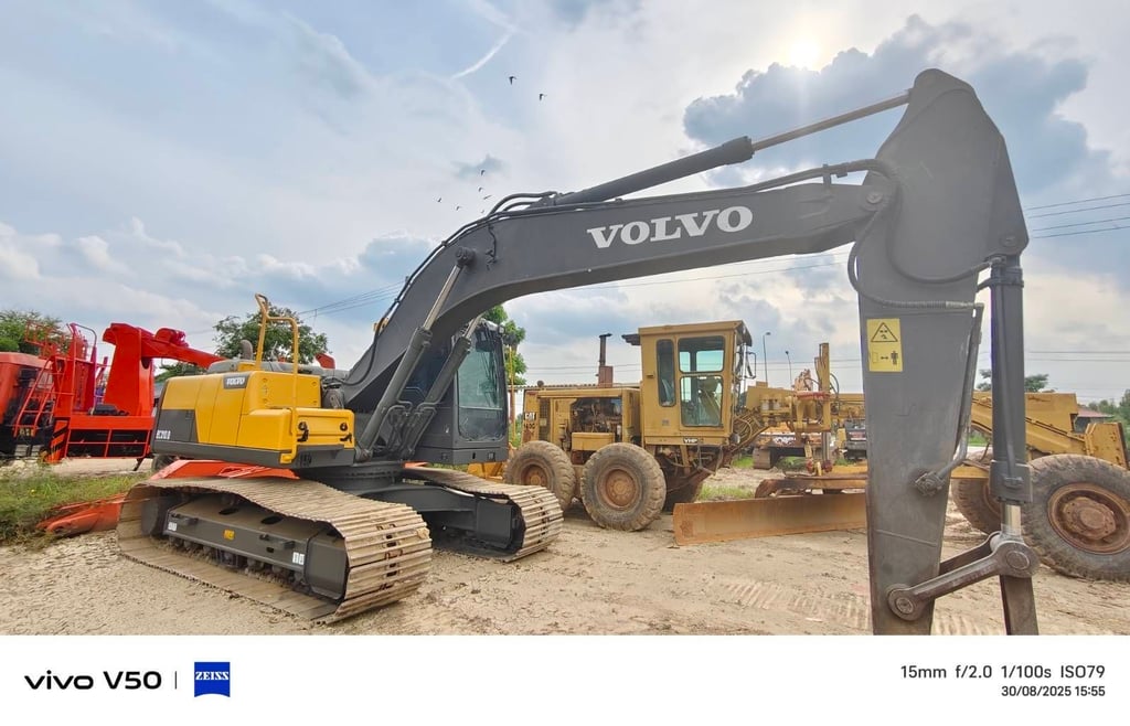 ไมล์ ช.ม 6500 ❗️ VOLVOL EC210D เอกสารอินวอย ไมล์ ช.ม 6500 ❗️ VOLVOL EC210D เอกสารอินวอย