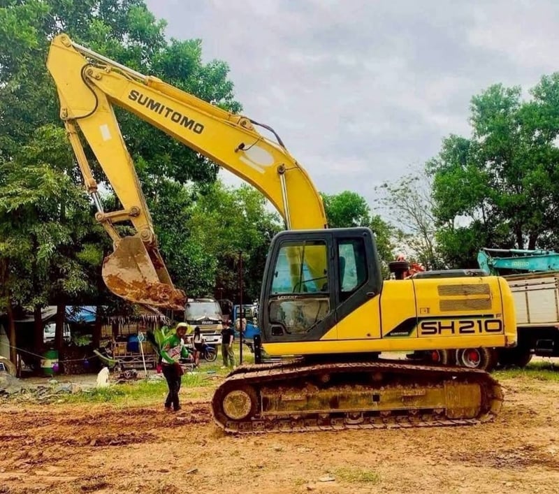 Sumitomo SH210F-5 ไมล์ 10,000 ชม. เต็มทุกระบบ