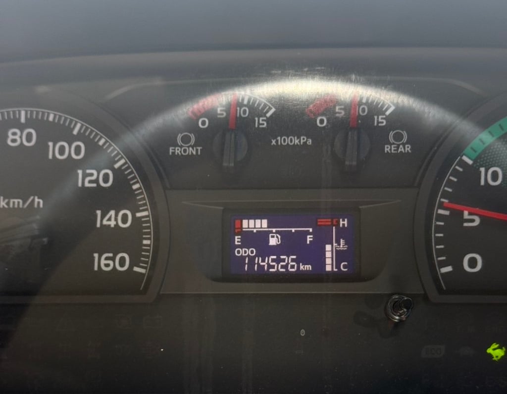 HINO FL8J 260 ปี 2566 ติดเครน UNIC URU 505 ขนาด 5 ตัน HINO FL8J 260 ปี 2566 ติดเครน UNIC URU 505 ขนาด 5 ตัน