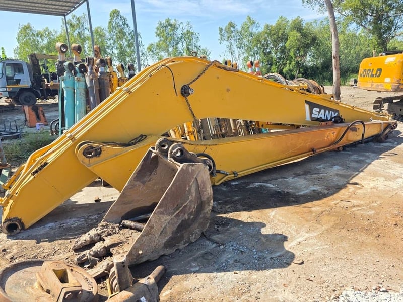 ขาย บูมยาวSANY ยาว 16 เมตร ได้กระบอกบุ้งกี๋ ขาย บูมยาวSANY ยาว 16 เมตร ได้กระบอกบุ้งกี๋