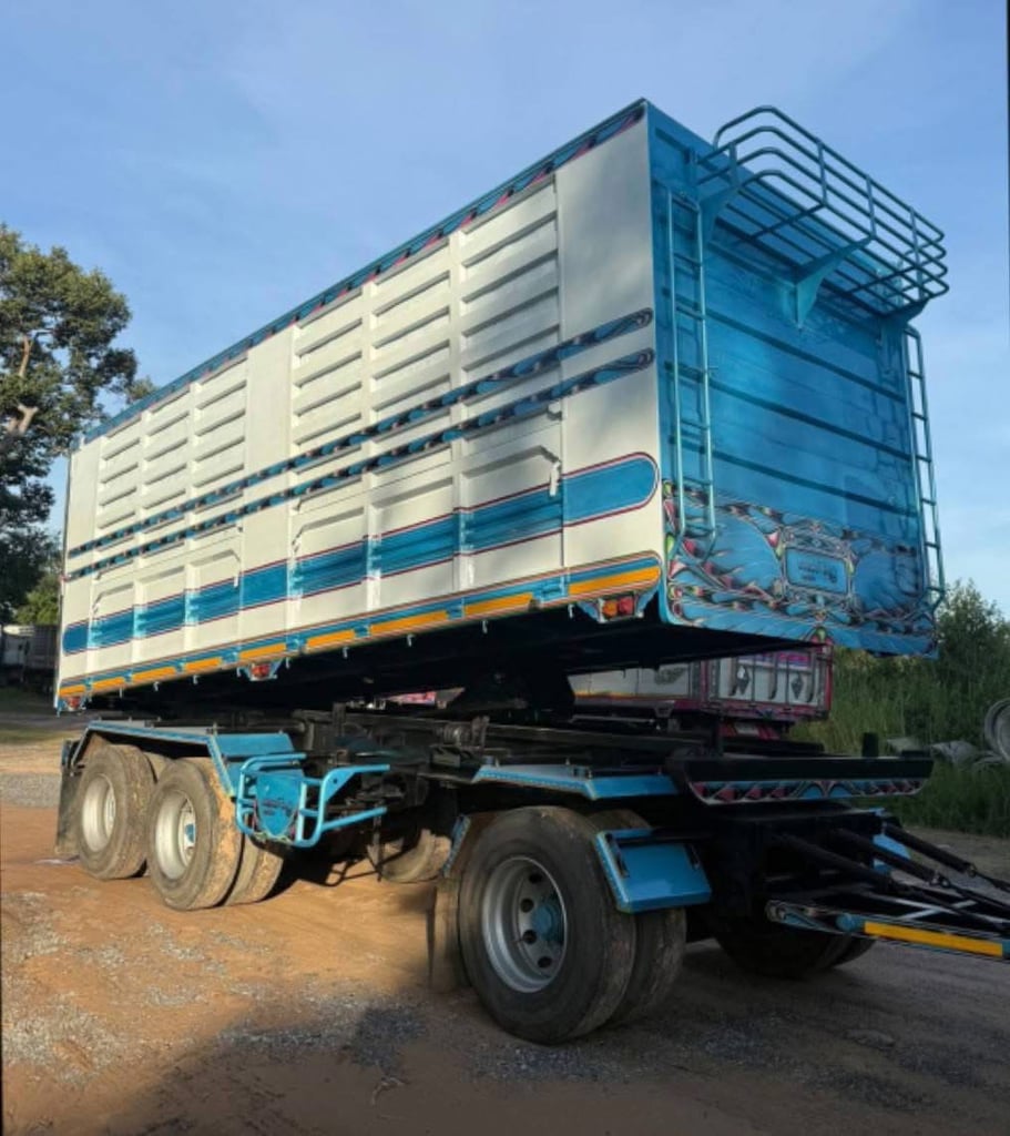 ISUZU FXZ 360 แรง พ่วงแม่ลูก ดั้มพ์ ใส่ของได้ 30 ตัน ISUZU FXZ 360 แรง พ่วงแม่ลูก ดั้มพ์ ใส่ของได้ 30 ตัน