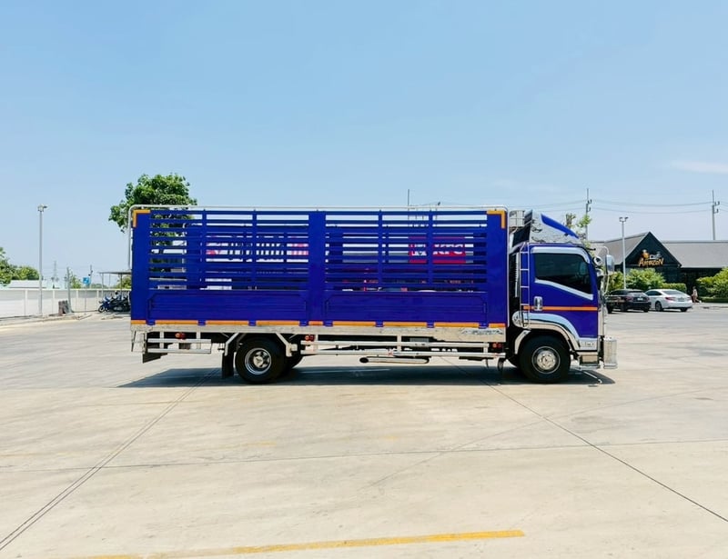 ISUZU NEW FRR 210 กะบะพร้อมคอก