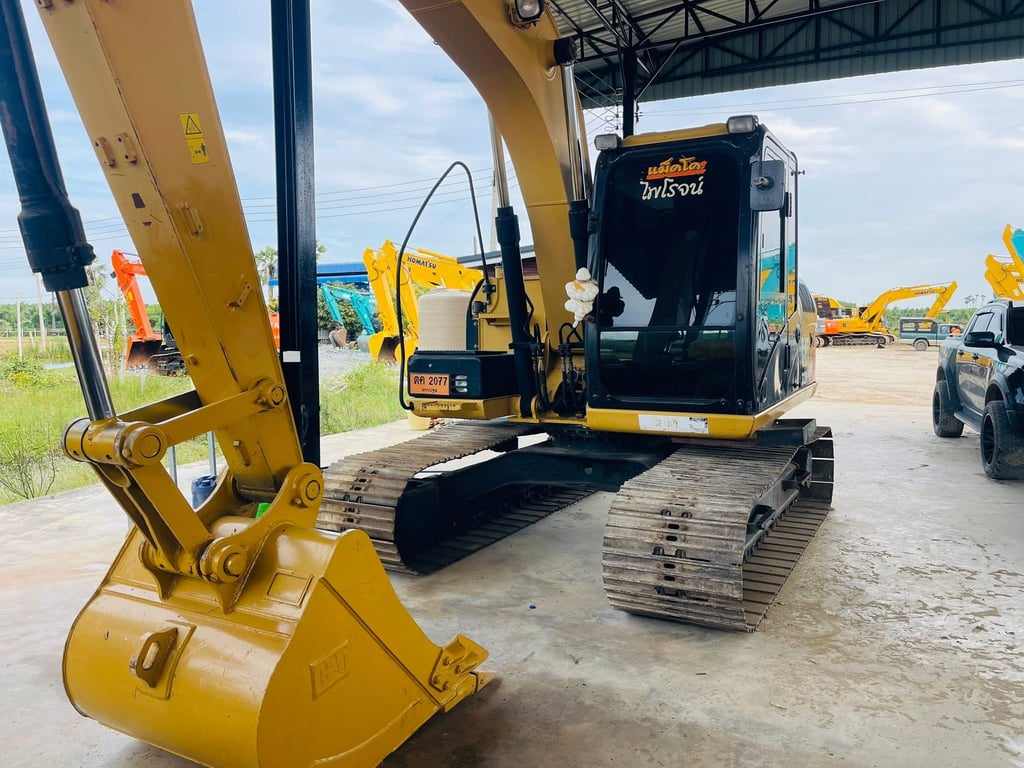 ไมล์ ช.ม 8000❗️CAT312D2 ญี่ปุ่น มือเดียวป้ายแดง  สีเดิมๆรอบคัน