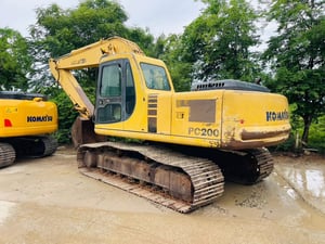 PC200-6E สนใจ. 088-9799578 ไฟฟ้าครบ ระบบดี สีเดิมรอบคัน PC200-6E สนใจ. 088-9799578 ไฟฟ้าครบ ระบบดี สีเดิมรอบคัน