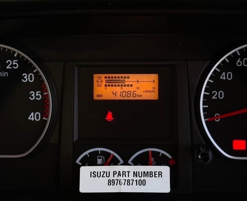 ISUZU NEW FRR 210 แรง 6ล้อดั้มพ์ 5 คิว