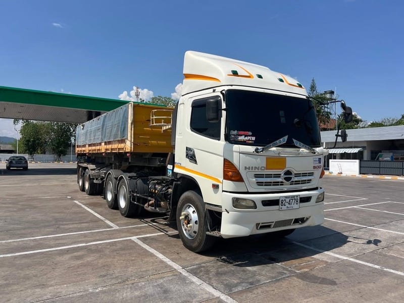 HINO FM2P 320 ปี 2548 หัวพร้อมหาง เซมิดั้มพ์