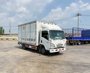 ISUZU NPR 150 ตู้เเห้ง 10 บาน  ยาว 5 เมตร