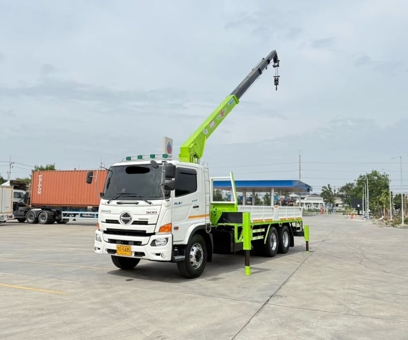 HINO FL8J 260 ติดเครน 8 ตัน ยี่ห้อ TADANO 