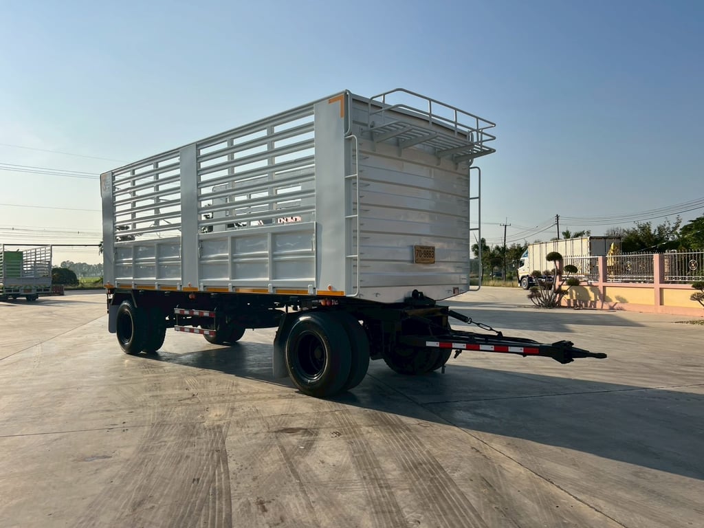 ขาย ลูกพ่วงไม่ดั้มพ์ ปี 2564 กะบะสามมิตร ยาว 7 เมตร ขาย ลูกพ่วงไม่ดั้มพ์ ปี 2564 กะบะสามมิตร ยาว 7 เมตร