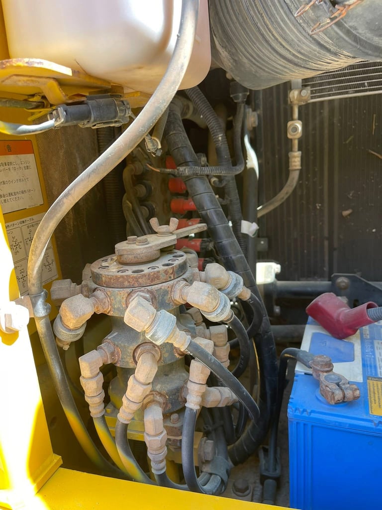 PC120-8 จอเหลืองกล้องหลัง เก่าญี่ปุ่น เล่มทะเบียน  เครื่อง-ปั๊มแห้ง