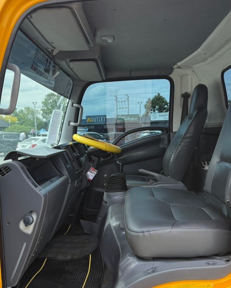 6ล้อติดเครน ISUZU NQR 175 เครน TADANO ขนาด 3 ตัน 6ล้อติดเครน ISUZU NQR 175 เครน TADANO ขนาด 3 ตัน