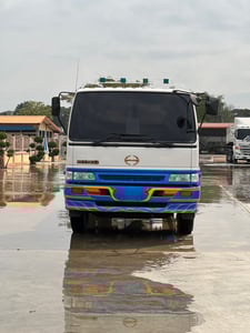 HINO 212 แรง บรรทุกน้ำ แท็งก์จุ 6,000 ลิตร HINO 212 แรง บรรทุกน้ำ แท็งก์จุ 6,000 ลิตร