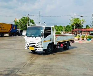 ISUZU NMR 130 แรง 6ล้อกะบะคาร์โก้
