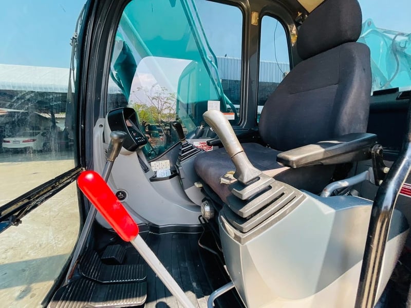 SK140-8XM  รถมือเดียว สวยสีเดิม 