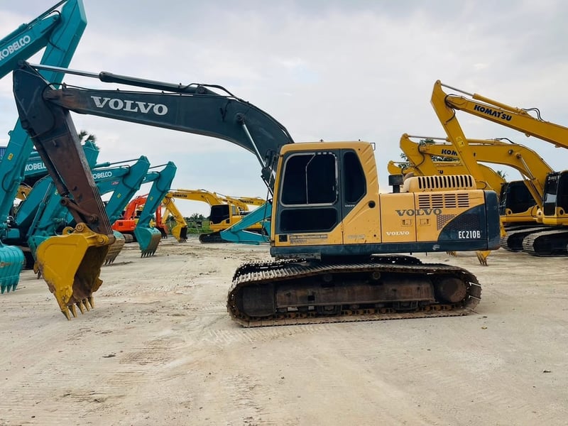 วอลโวEC210Bฟราม ไฟฟ้าครบเครื่องปั๊มแห้งอิฐ