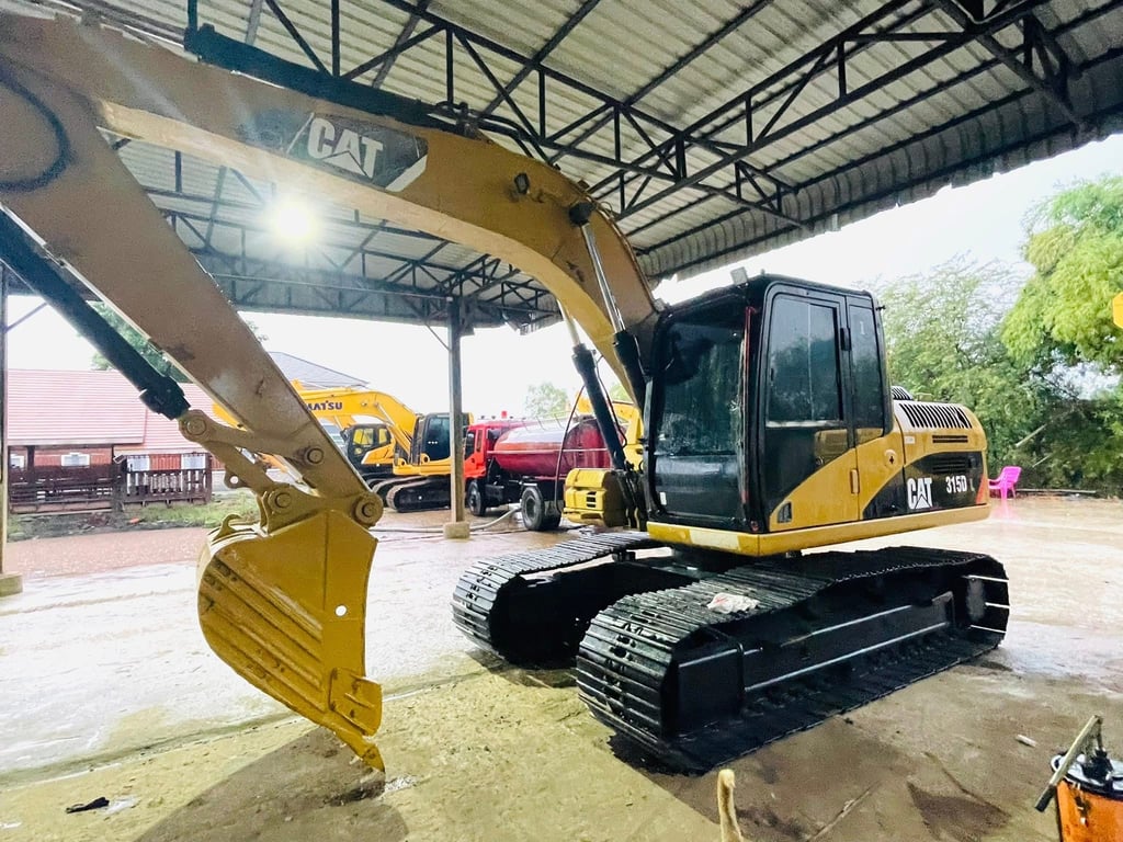 CAT315DL ไฟฟ้าครบ ระบบดี  เครื่องปั๊มแห้ง โซ่สวยช่วงล่างดีเอวแน่น