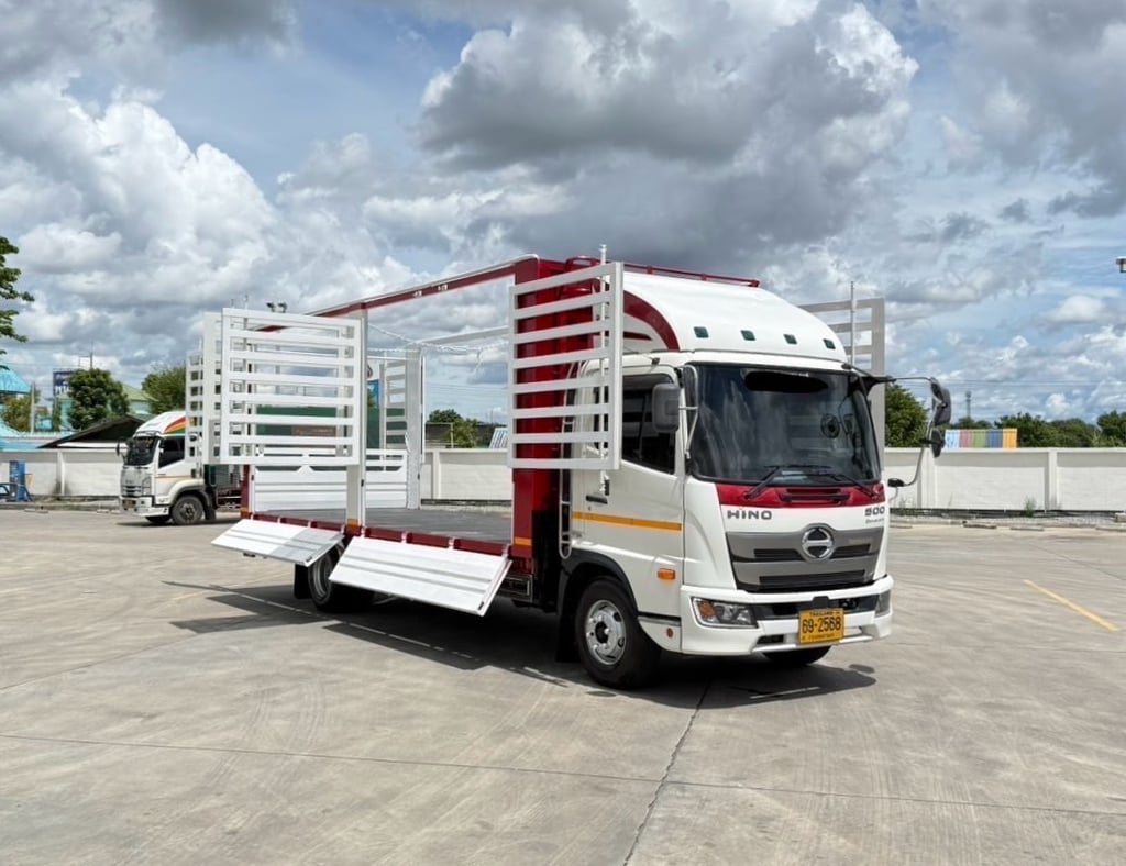 6ล้อ NEW FC9J 210 เเรง  ยาว 6.60 เมตร ปี 2566