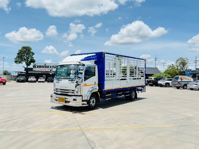 NEW ISUZU.FRR 210 แรงกะบะเหล็กเปิดข้างได้รอบ