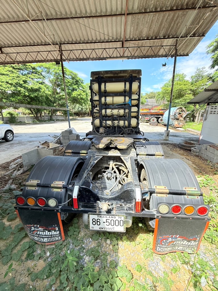ISUZU 360 หัวลาก  ปี 2556 ISUZU 360 หัวลาก  ปี 2556