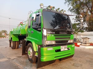 SUZU FTR 200 แรง 6ล้อทุกน้ำ แท็งก์จุ 6000 ลิตร