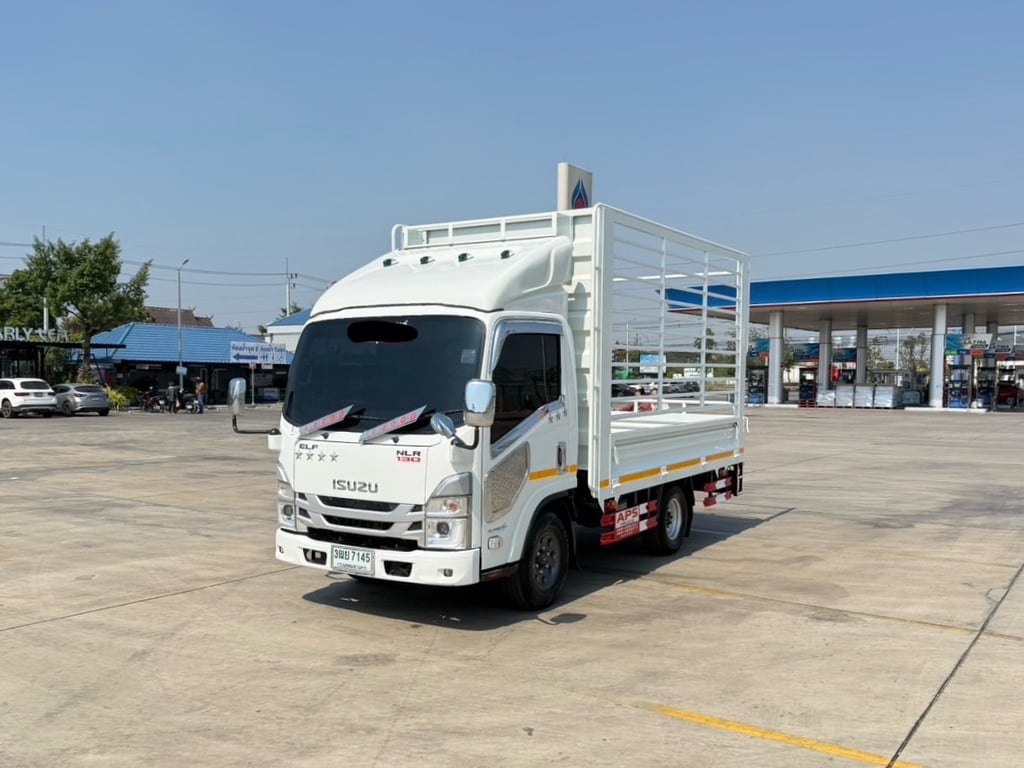 NEW NLR 130 กะบะพร้อมคอกกว้างใน 180