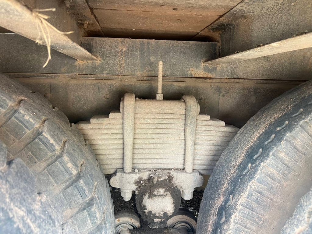 10ล้อท้ายลาด ISUZU ROCKY 175 แรง เพลาเดียว สโลกลาง 10ล้อท้ายลาด ISUZU ROCKY 175 แรง เพลาเดียว สโลกลาง