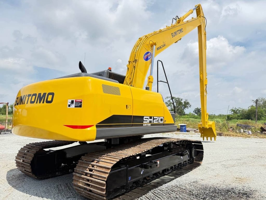 ไมล์ 8.900❗️Sumitomo SH210-5F บูมยาว 16 เมตร ไมล์ 8.900❗️Sumitomo SH210-5F บูมยาว 16 เมตร