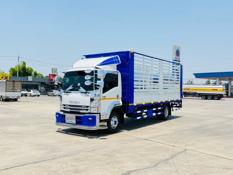 ISUZU FRR 210 กะบะเหล็กพร้อมคอกกว้างใน 