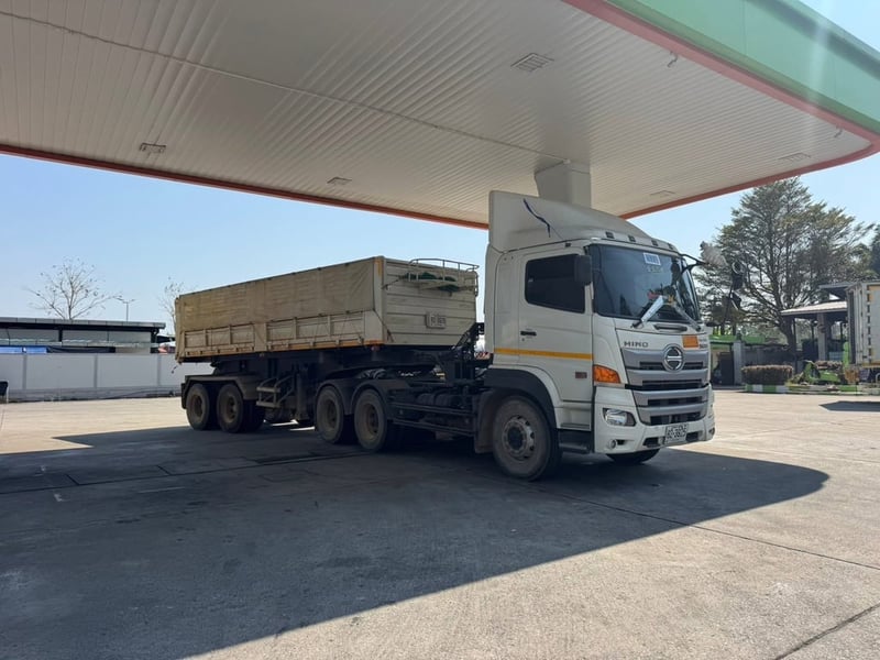 HINO วิคเตอร์ 380 หัวลากพร้อมหาง เซมิดั้มพ์หินทราย