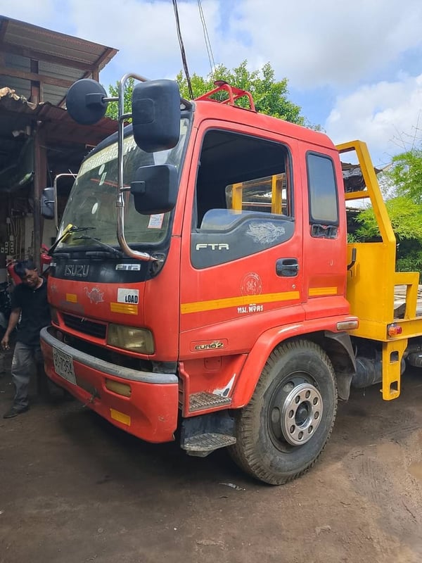 ISUZU FVM12MY 175 ปี 2546 ท้ายลาดเพลาเดียว