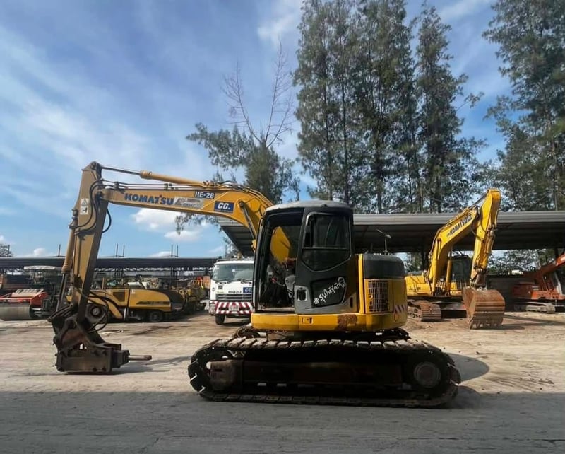 Komatsu Pc138US-2E ใส่บุ้งกี๋ให้ (ยกเว้นหัวแย็ก) 