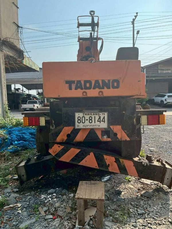 isuzu หกล้อติดเครนยี่ห้อ ทานาโด เครื่อง 145 แรงเครื่อง 6 BB 1 isuzu หกล้อติดเครนยี่ห้อ ทานาโด เครื่อง 145 แรงเครื่อง 6 BB 1