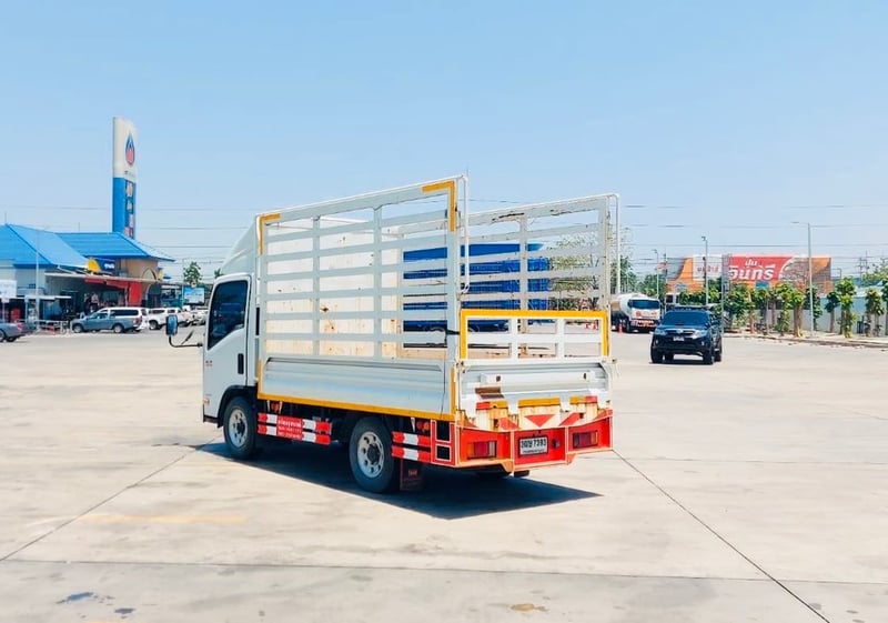 ISUZU NEW NLR 130 MT 4ล้อ ป้าย ไม่ติดเวลา