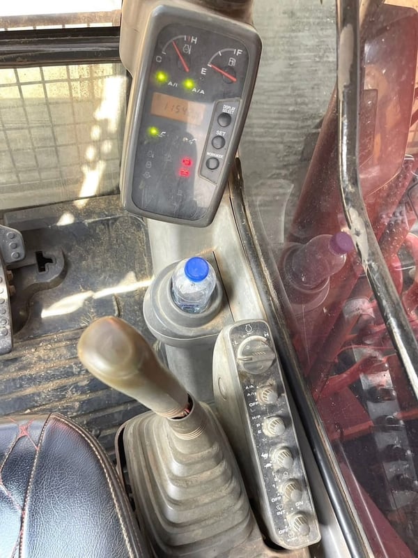 อิตาชิ ZX200-1 ไฟฟ้าครบ ระบบดีมาก 