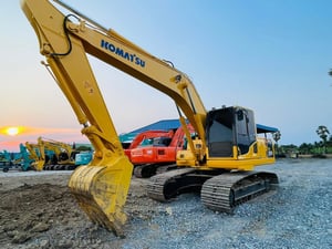 PC200-8 เครื่องปั๊มแห้ง ระบบดีมาก 