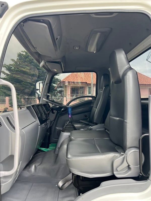 ISUZU FRR 210 แรง 6ล้อดั้้มพ์ ยาว 4.00 เมตร 
