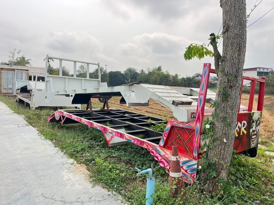 ขาย ถาดหางปลา ( หางต่อใหม่ ) บรรทุกแม็คโคร ขาย ถาดหางปลา ( หางต่อใหม่ ) บรรทุกแม็คโคร