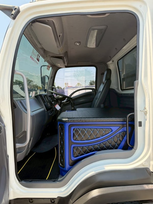 ISUZU NEW FRR 210 แรง 6ล้อดั้มพ์ 5 คิว