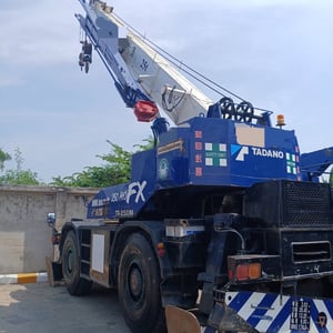 TADANO เครนขนาด 25 ตัน  ไฟฟ้าทุกระบบเต็ม 