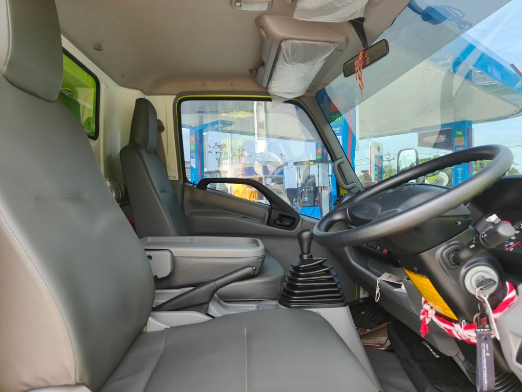 ไมล์ 12,663 กิโล ❗️HINO XZU 150 กะบะปีเนียม ไมล์ 12,663 กิโล ❗️HINO XZU 150 กะบะปีเนียม